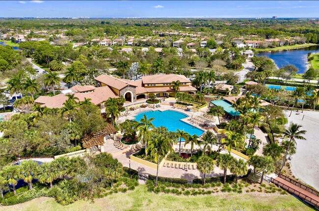 Building Photo - 113 Evergrene Pkwy