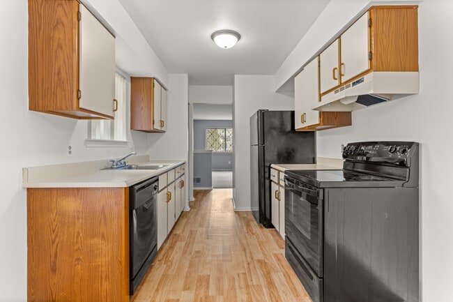 Building Photo - 3442 Heritage Pkwy