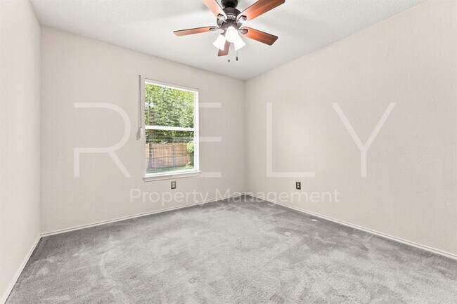 Building Photo - 103 Prairie Springs Loop