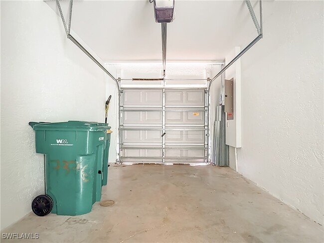 Building Photo - 7376 Bristol Cir