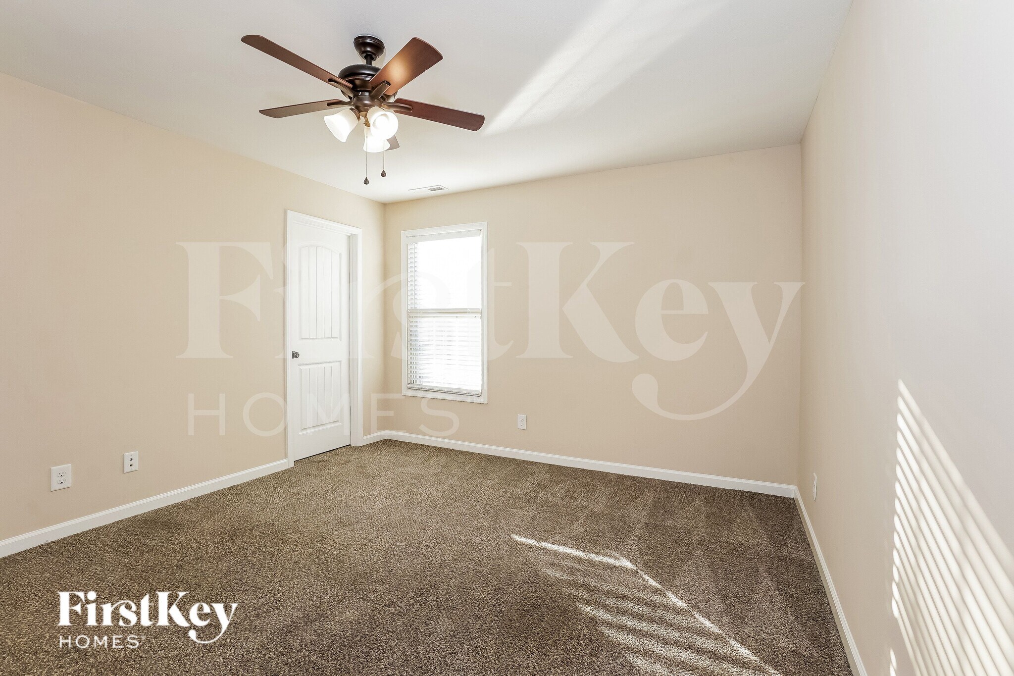 Building Photo - 1532 Osage Ct