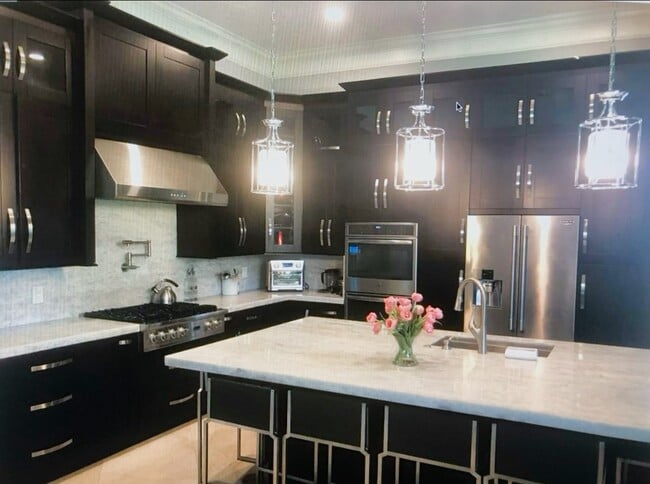 Building Photo - Furnished House - 15202 82nd Street N.