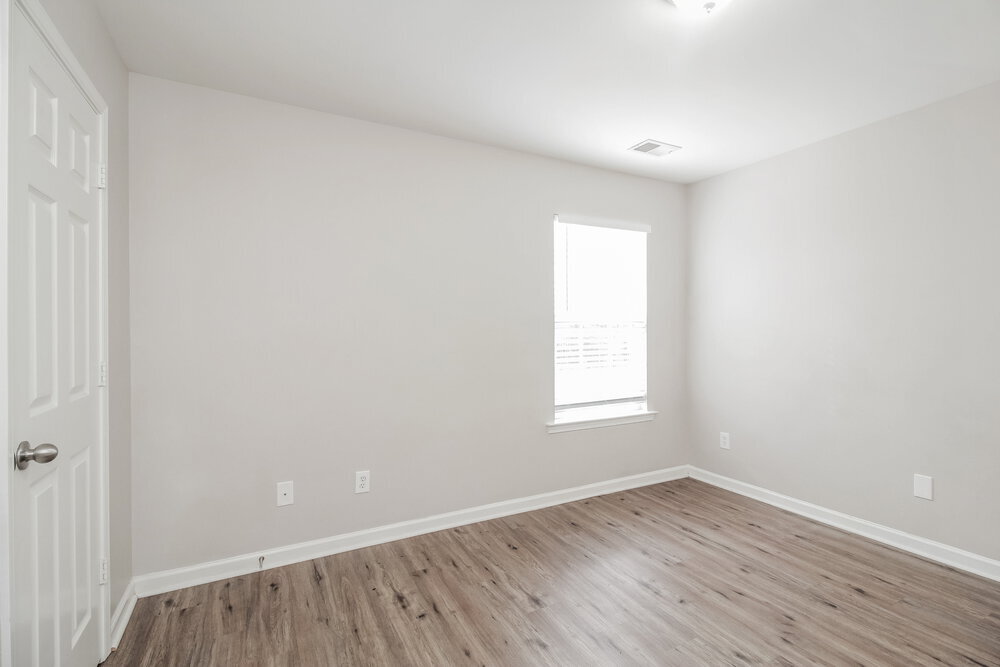 Building Photo - 9307 Bellegarde Dr