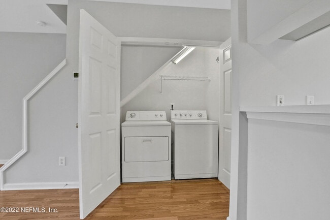 Building Photo - 8230 Dames Point Crossing Blvd