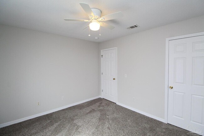 Building Photo - 3004 Myrshine Dr