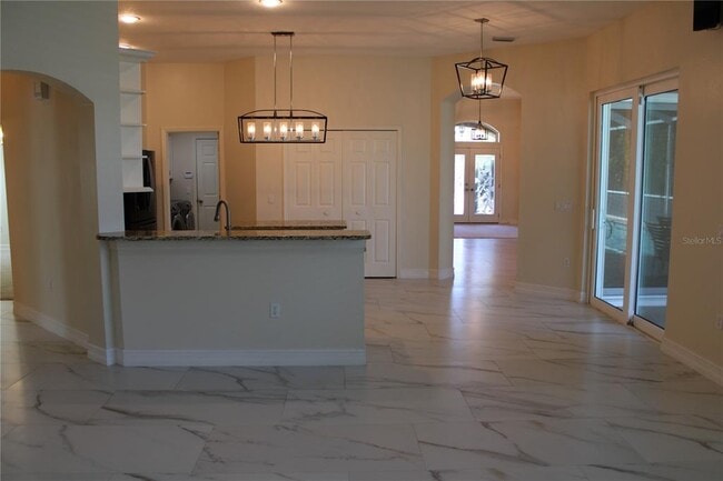 Building Photo - 4423 Useppa Dr