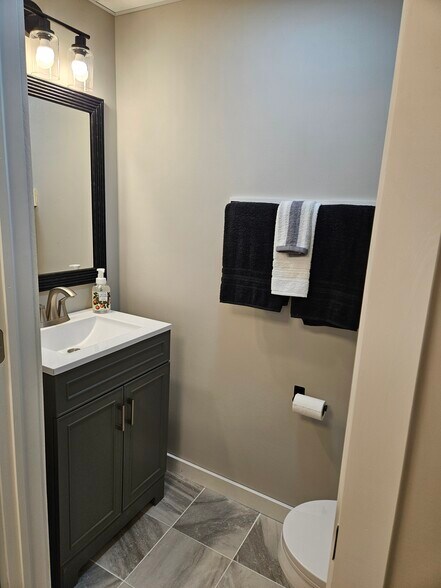 Building Photo - 1766 Betz Farm Dr