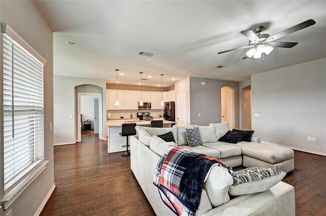 Building Photo - 23847 Northwood Terrace Ln