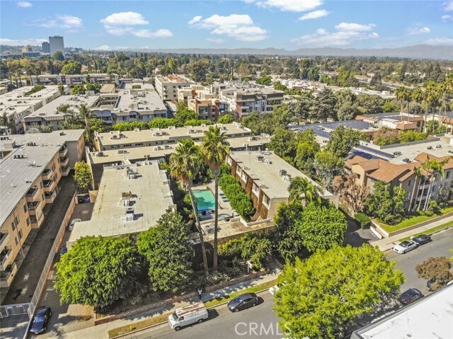 Building Photo - 4655 Natick Ave