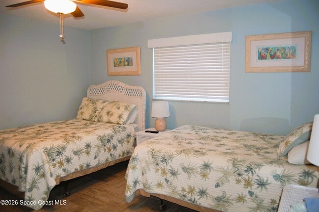 Building Photo - 5350 Ocean Beach Blvd