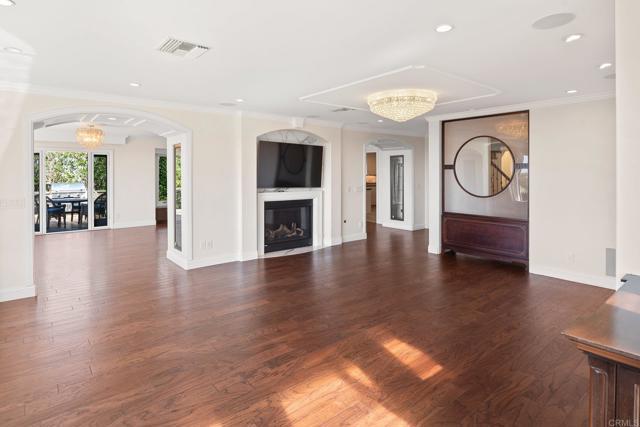 Building Photo - 6404 Avenida Wilfredo