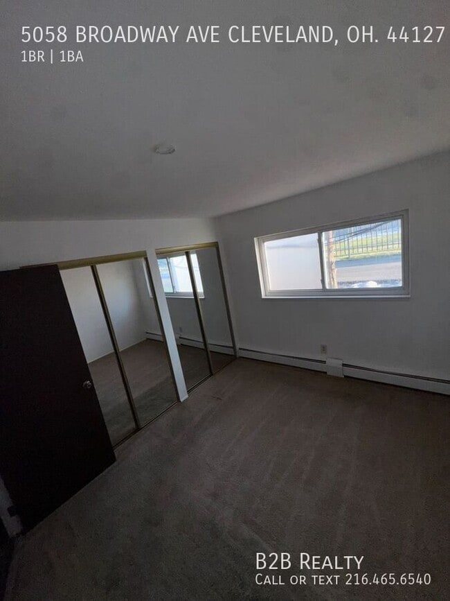 Building Photo - 5058 Broadway Ave