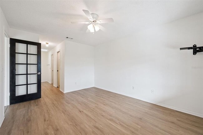 Building Photo - 2647 N Horseshoe Bay Dr