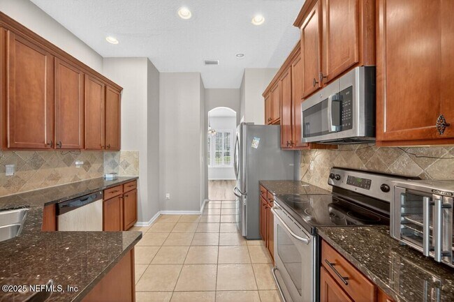 Building Photo - 9281 Sharnbrook Ln