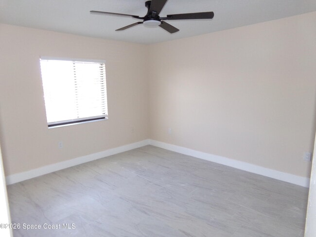Building Photo - 241 San Juan Cir