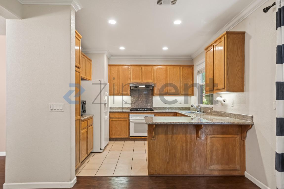 Building Photo - 5148 Bridgton Ct