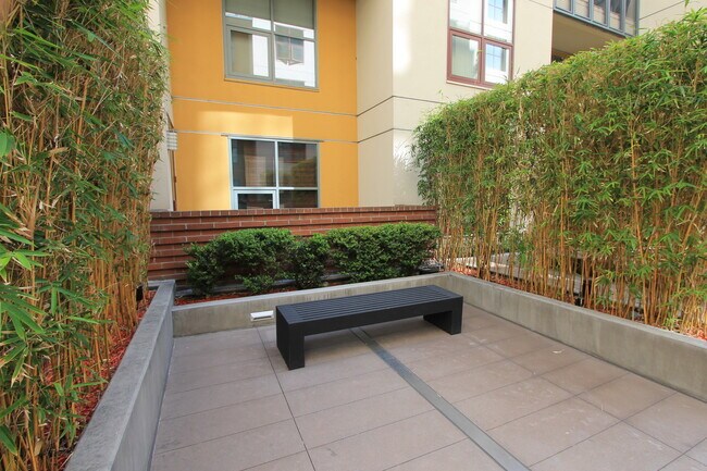 Building Photo - Metrome - Ground floor with patio - 1 bedr...