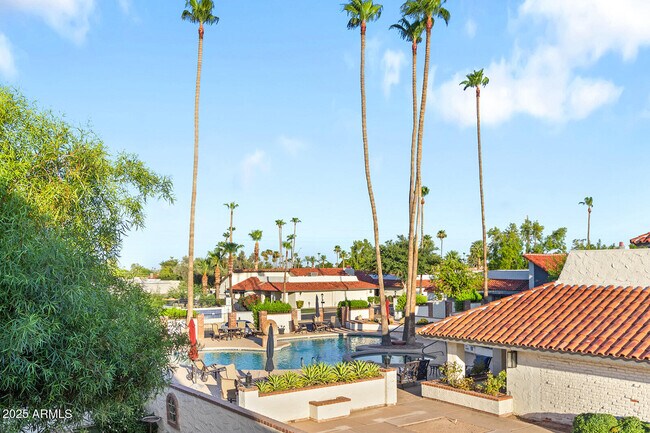 Building Photo - 5822 N Scottsdale Rd