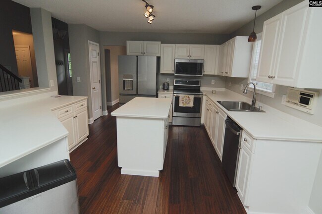 Building Photo - 156 Hunters Trail