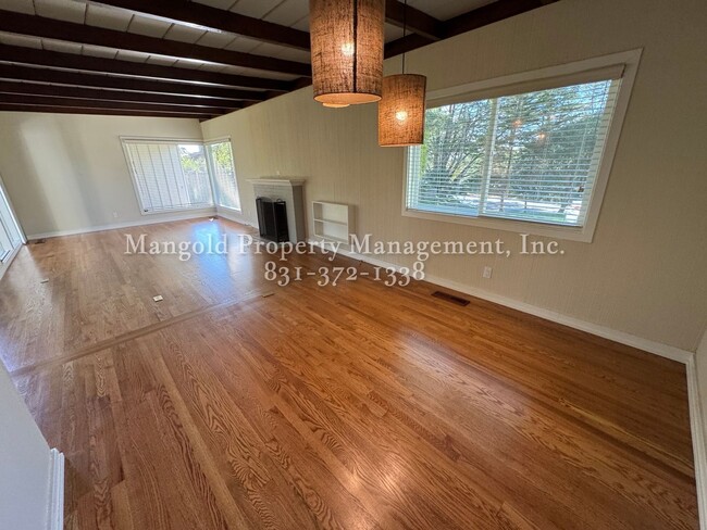 Building Photo - $500 Move-In special- Cozy 2-Bedroom 2-Bat...