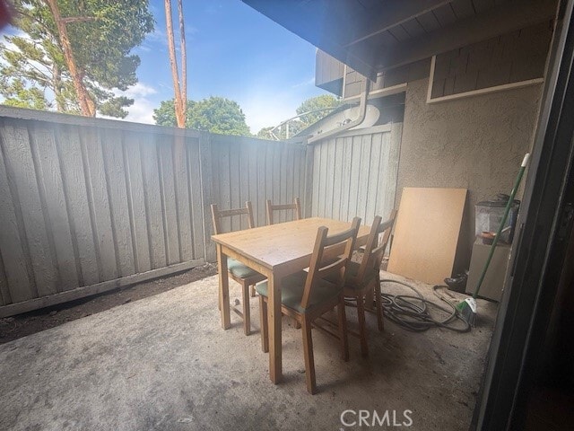 Building Photo - 275 Streamwood