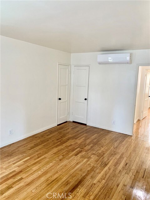 Building Photo - 4333 Elm Ave