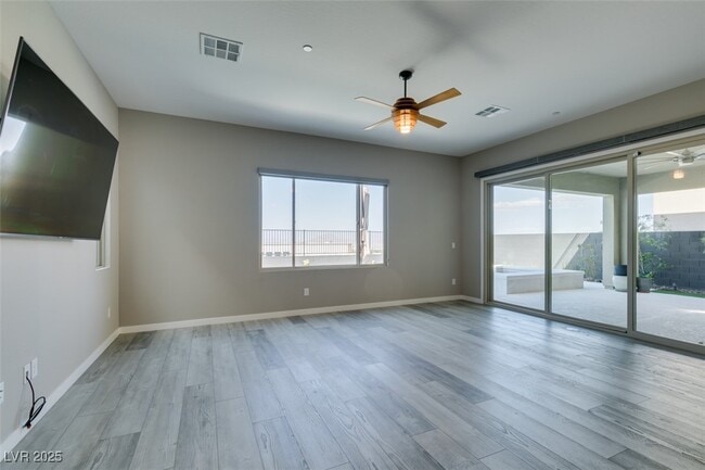 Building Photo - 2162 Sunset Valley St