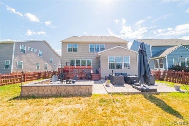 Building Photo - 9535 Thornecrest Dr