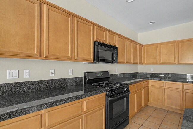 Building Photo - 60177 Angora Ct