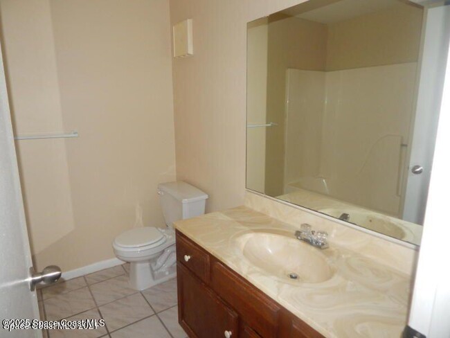 Building Photo - 2190 Forest Knoll Dr NE