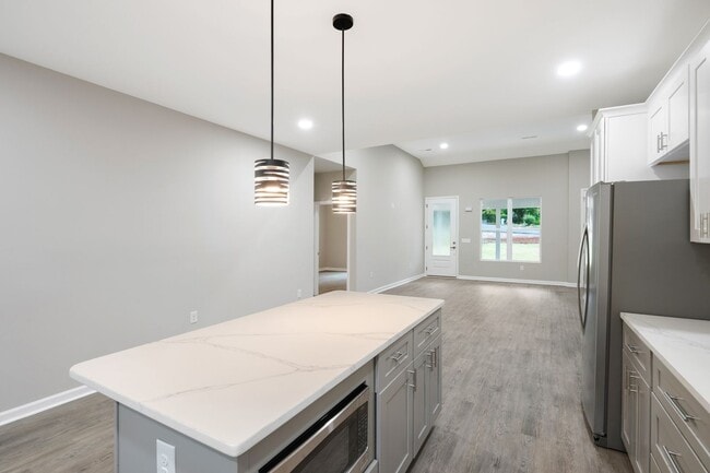 Building Photo - 1824 Irish Blvd