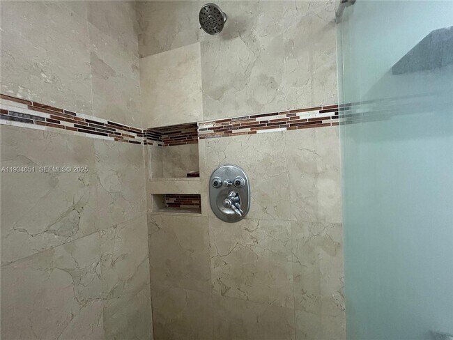 Building Photo - 21939 SW 124th Pl