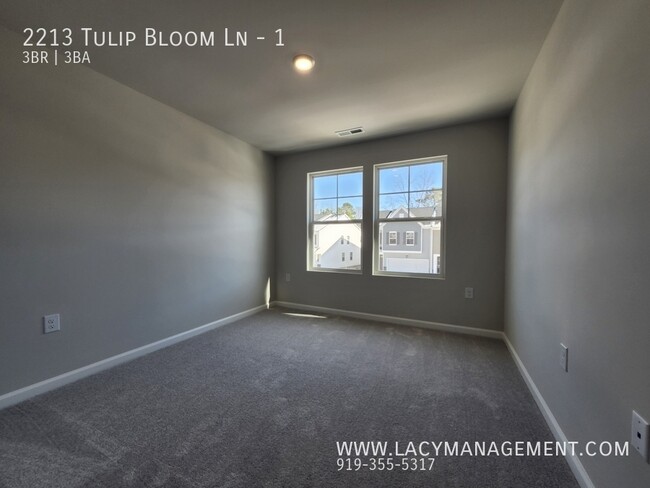 Building Photo - 2213 Tulip Bloom Ln