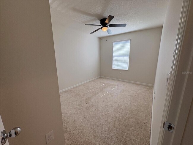 Building Photo - 7079 Woodchase Glen Dr