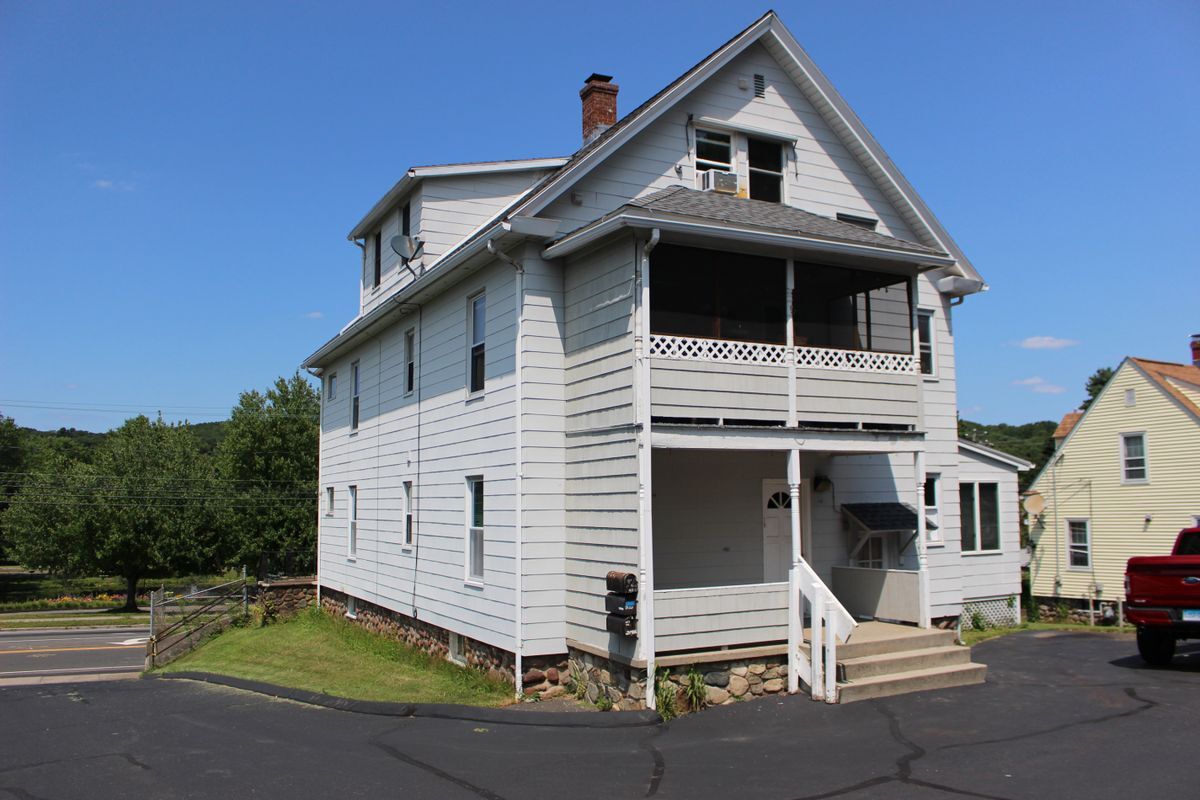 Building Photo - 488 South St