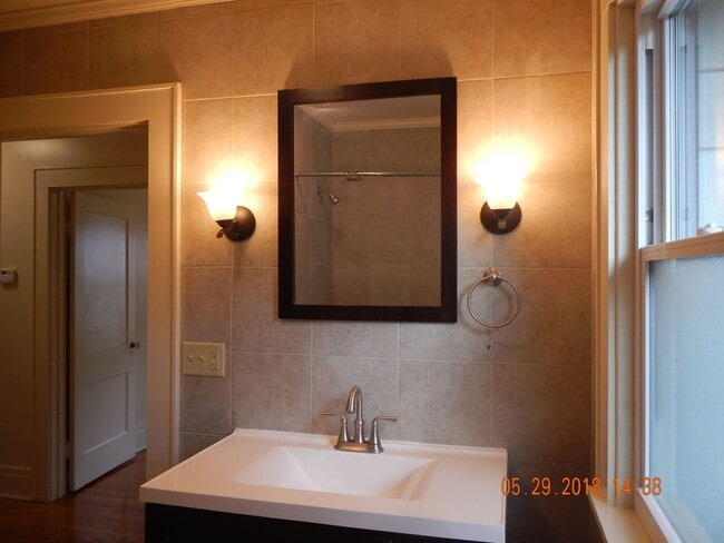 Building Photo - Beautiful Corner Lot Home On Quiet Residen...