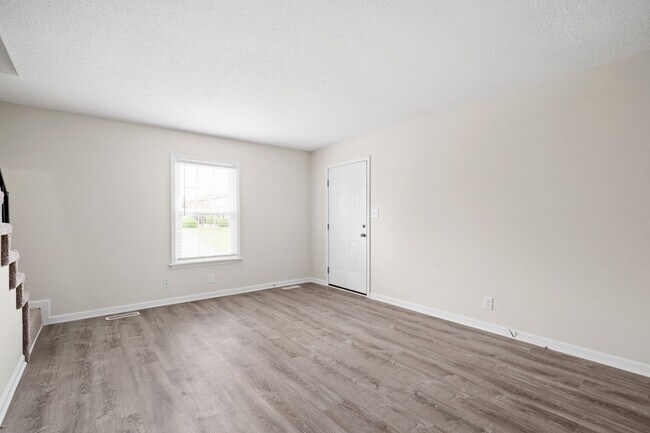 Building Photo - 1671 Baltimore Dr