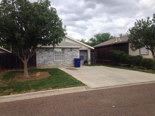 Building Photo - 416 Prescott Loop