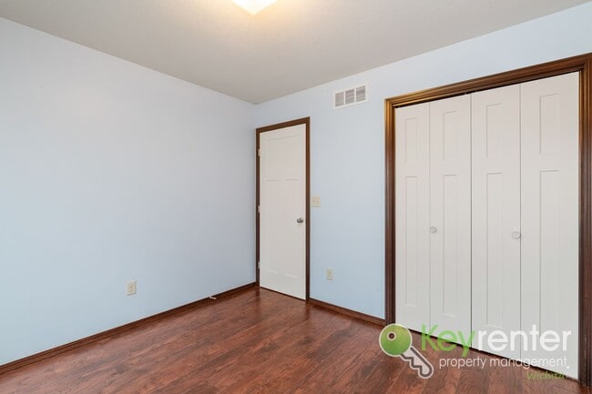 Building Photo - Beautiful 4 Bedroom 3 Bath | Goddard School District