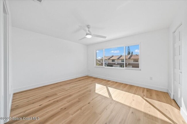 Building Photo - 201 Fifth Ave