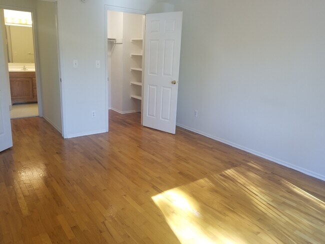 Main Bed RM walked in closest - 1333 W Lake Lansing Rd
