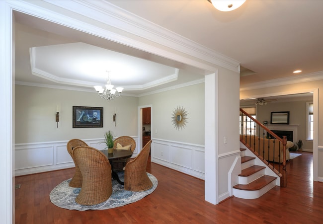 Building Photo - 8417 Henderson Rd