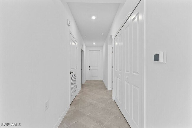 Building Photo - 5555 Double Eagle Cir