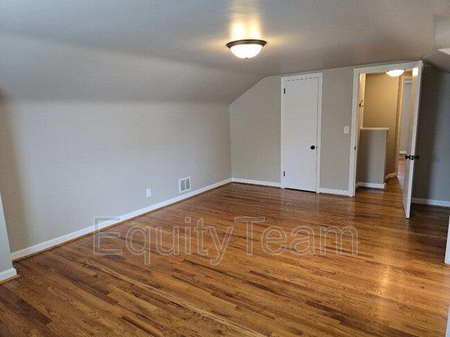 Building Photo - 4436 Redmont Ave