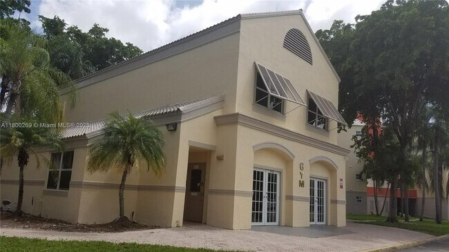 Building Photo - 8235 Lake Dr