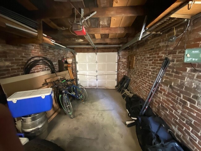 Building Photo - Aug 2025 - 4 Bedroom 2 Bathroom Wash Park ...