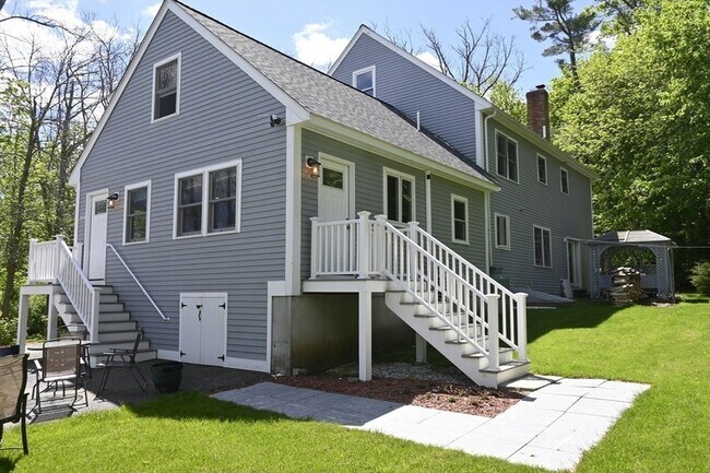 Building Photo - 241 Argilla Rd