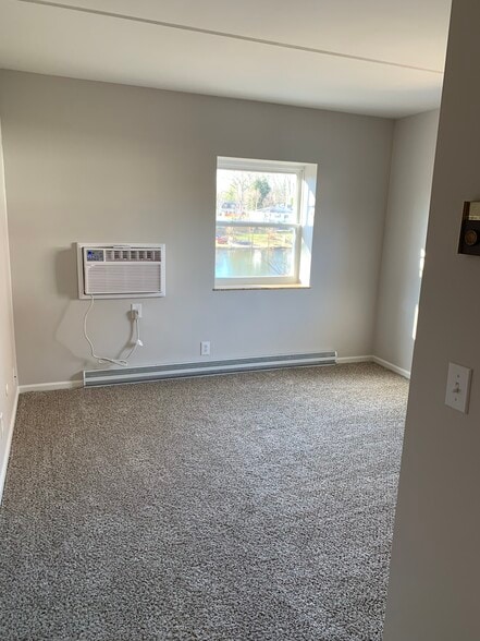 Building Photo - 4720 20th St NW