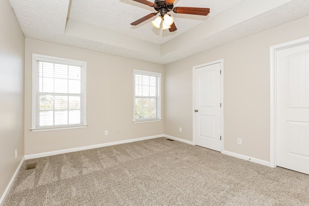 Building Photo - 3128 Hardwood Dr