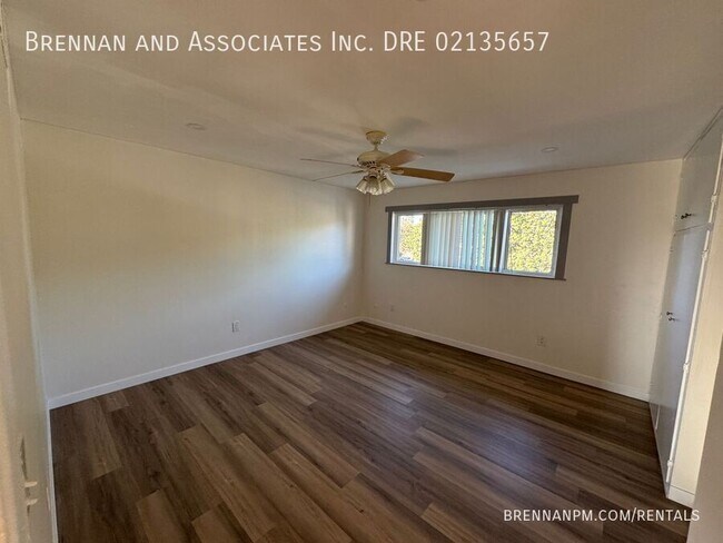 Building Photo - 450 Woodlawn Ave